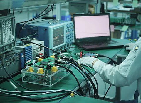 智能型复合开关出现通讯中断应如何排查故障点？