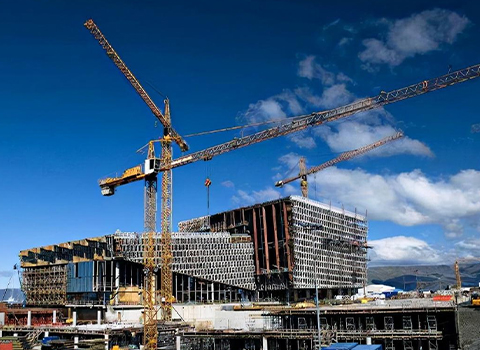 谐波环境下，智能电容器的投切控制策略有何不同？